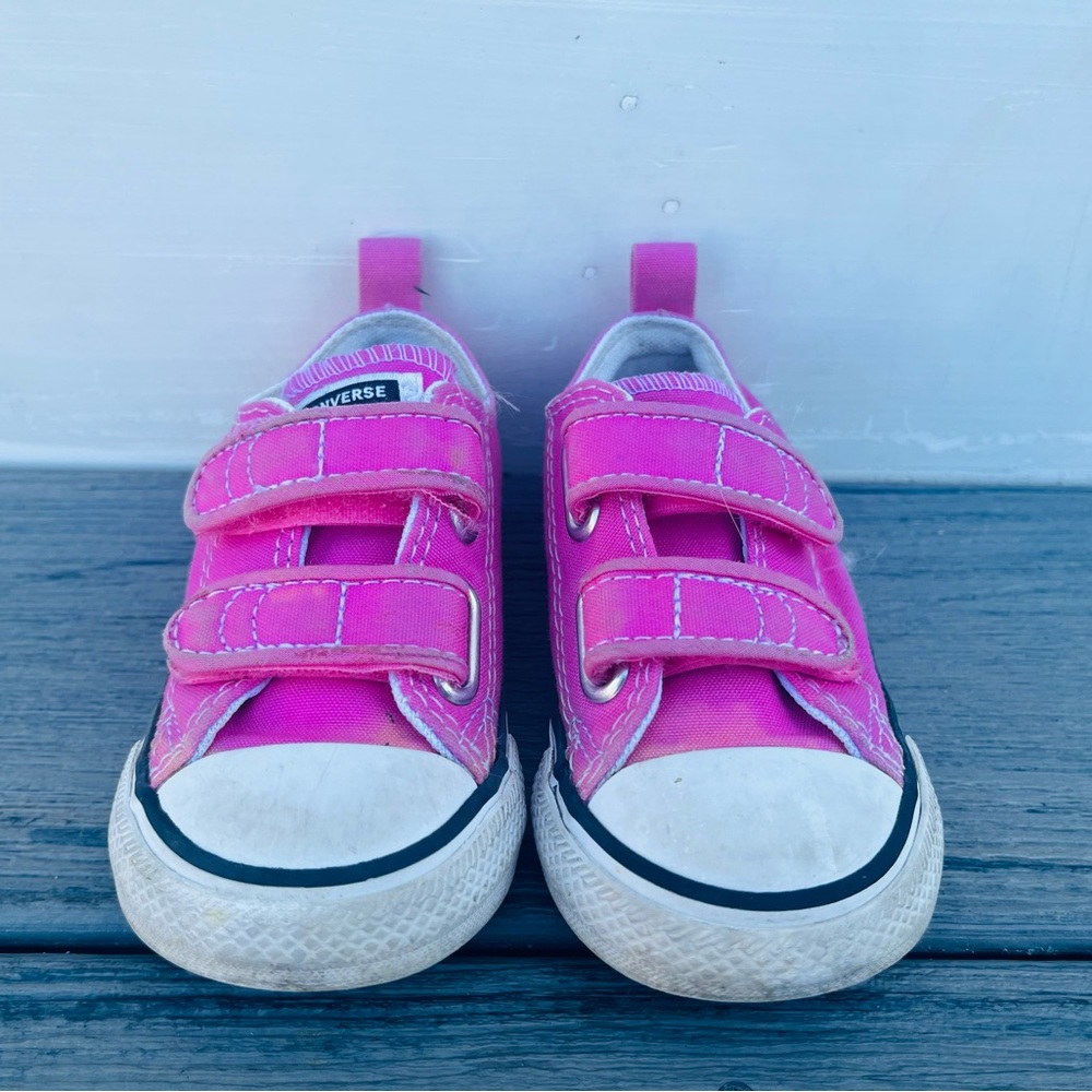 Pink Converse- toddler size 6
